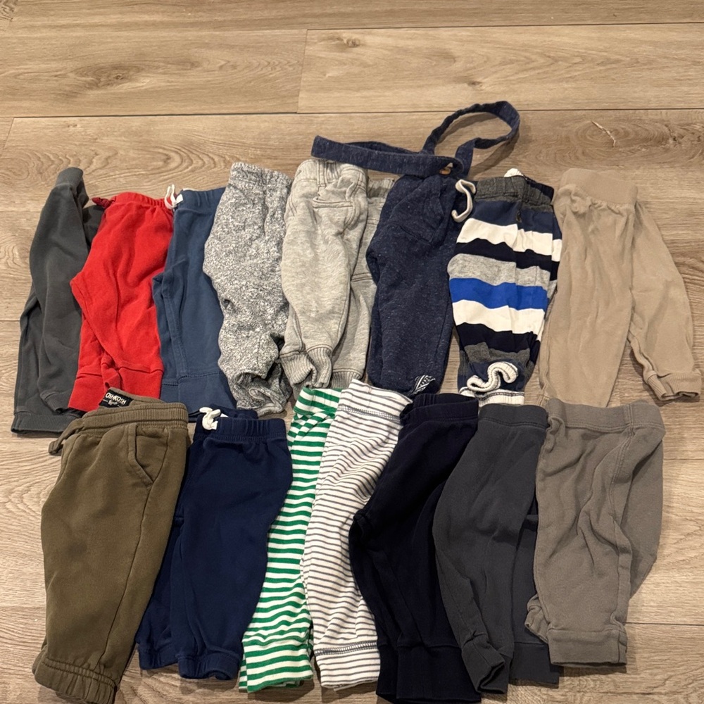 GAP Kids Sweatpants & Joggers - Multicolor Set